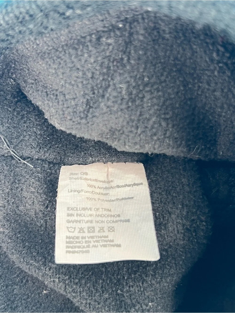 ❄️Igloos Kids Charcoal Ribbed Beanie with Gray Stripe